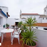 דירה Lena's House By Hellovacations