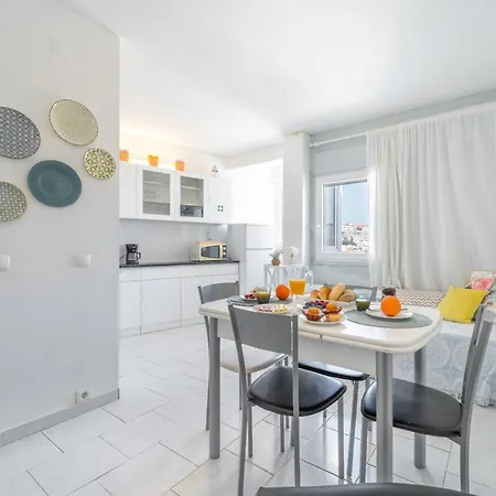 Lena's House By Hellovacations Апартаменты Албуфейра