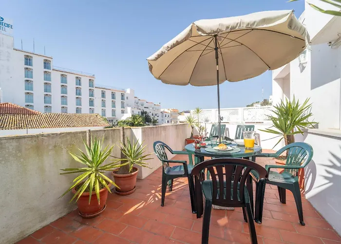 Lena's House By Hellovacations 公寓